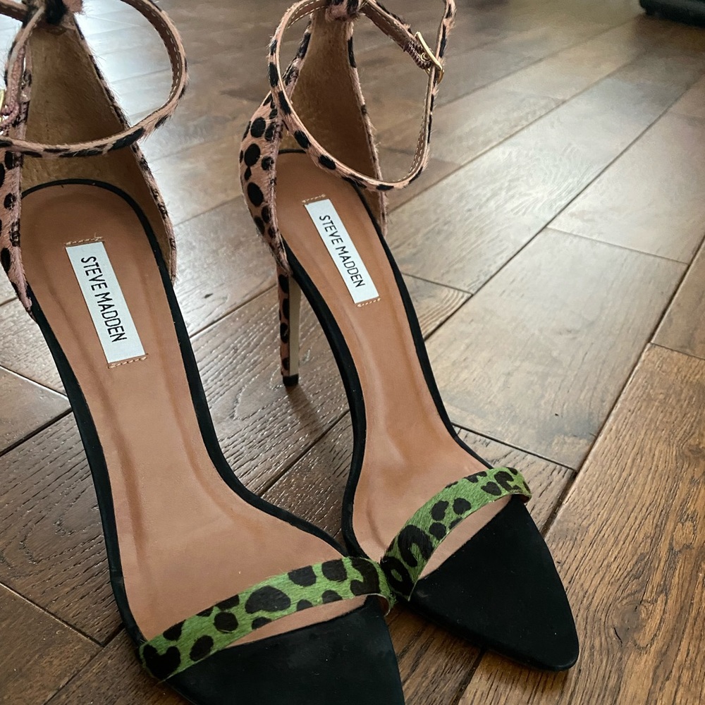Brand New.. New Worn.. Steve Madden shoe!! Perfect Condition